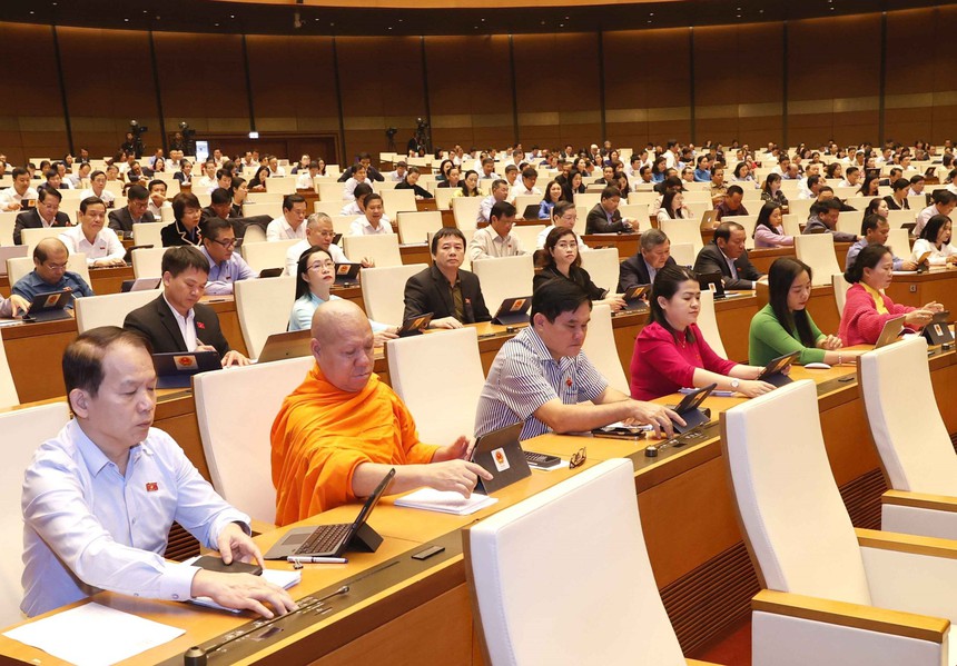 Kỳ họp thứ 6, Quốc hội khóa XV: Thông qua Luật Kinh doanh bất động sản (sửa đổi) - Ảnh 2.