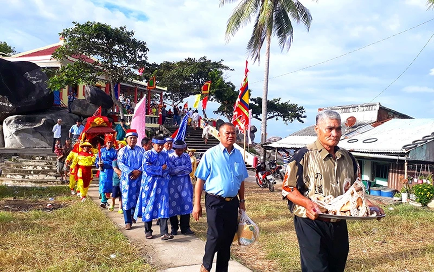 Linh thiêng Lễ hội Nghinh Ông ở Kiên Giang - Ảnh 2. Linh thiêng Lễ hội Nghinh Ông ở Kiên Giang - Ảnh 2.