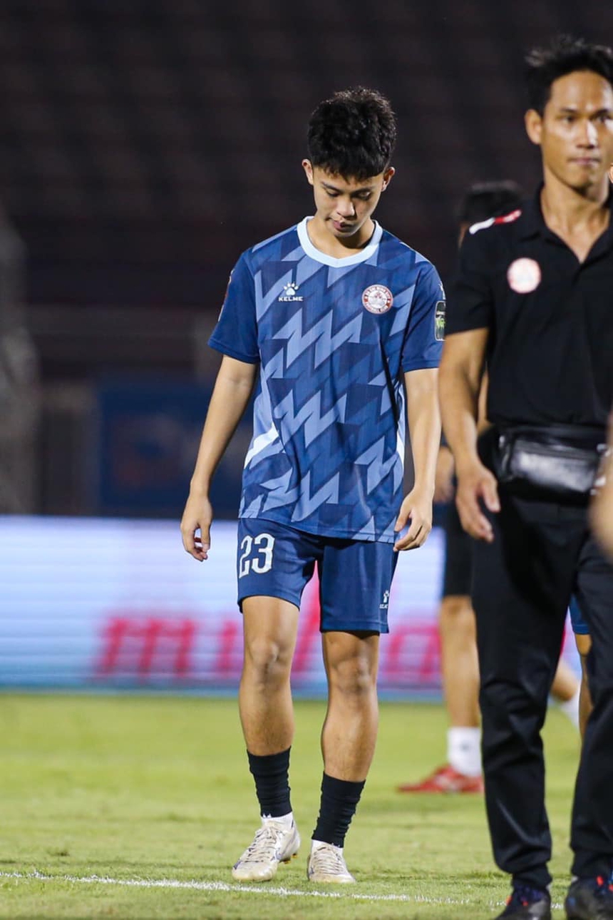 Ngôi sao đến Tây Ban Nha của CLB TP.HCM không giúp HLV Phùng Thanh Phương ra mắt suôn sẻ - Ảnh 1.