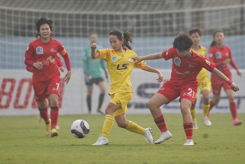 Ngôi sao tuyển Việt Nam giúp đương kim vô địch bứt phá, Hà Nội 1 "thiệt kép" với Thanh Nhã - Ảnh 3. Ngôi sao tuyển Việt Nam giúp đương kim vô địch bứt phá, Hà Nội 1 "thiệt kép" với Thanh Nhã - Ảnh 3.