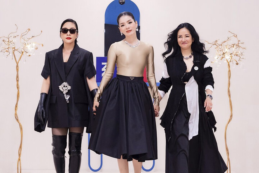 Khi ‘Chị đại’ Hồng Nhung, Lệ Quyên và Mỹ Linh vượt qua chính mình để ‘Đạp gió rẽ sóng’ - Ảnh 1.