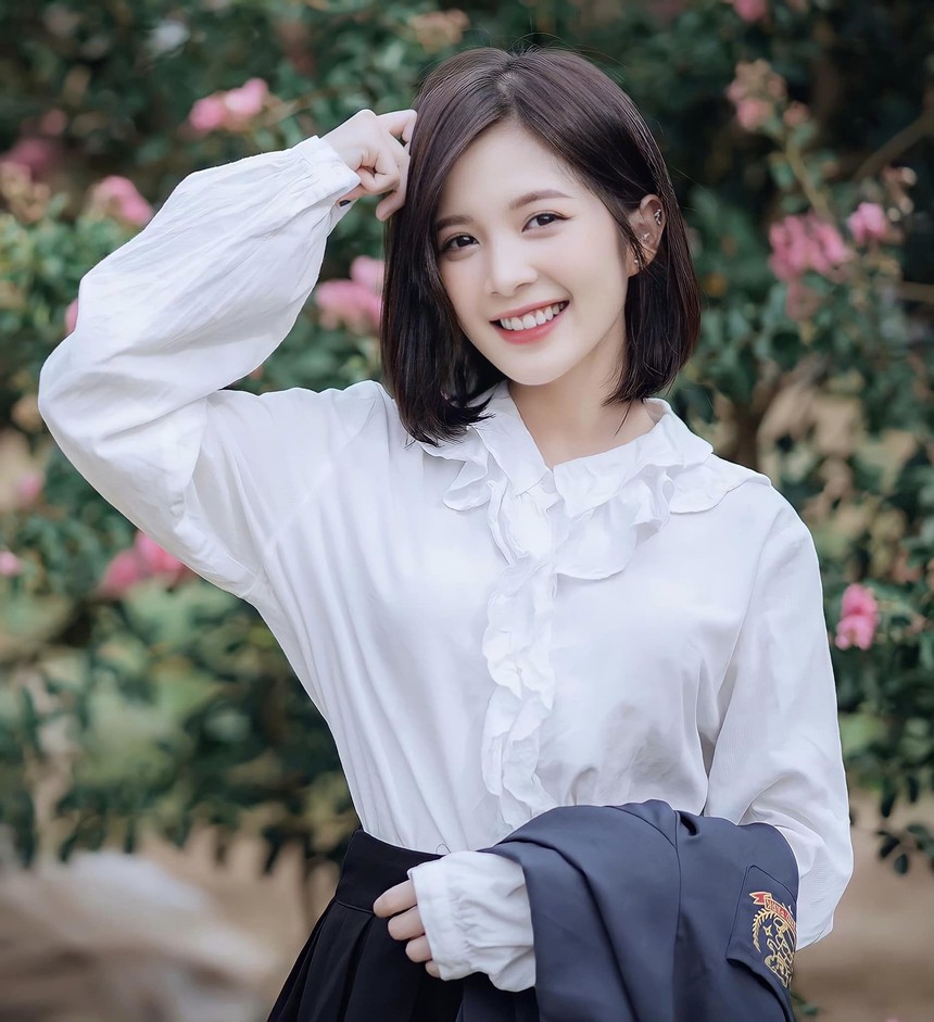 Diễn viên Ngọc Huyền: Chỉ cao 1m53 nhưng vẫn gây thương nhớ, sẵn sàng hóa thân vào các vai 'khó nhằn' - Ảnh 4. Diễn viên Ngọc Huyền: Chỉ cao 1m53 nhưng vẫn gây thương nhớ, sẵn sàng hóa thân vào các vai 'khó nhằn' - Ảnh 4.