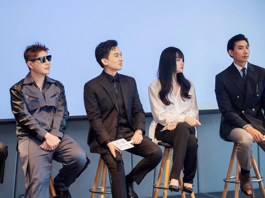 Hoa hậu Hương Giang tuyển người mẫu cho chương trình thời trang "Cảm hứng Việt Nam" - Ảnh 2. Hoa hậu Hương Giang tuyển người mẫu cho chương trình thời trang "Cảm hứng Việt Nam" - Ảnh 2.