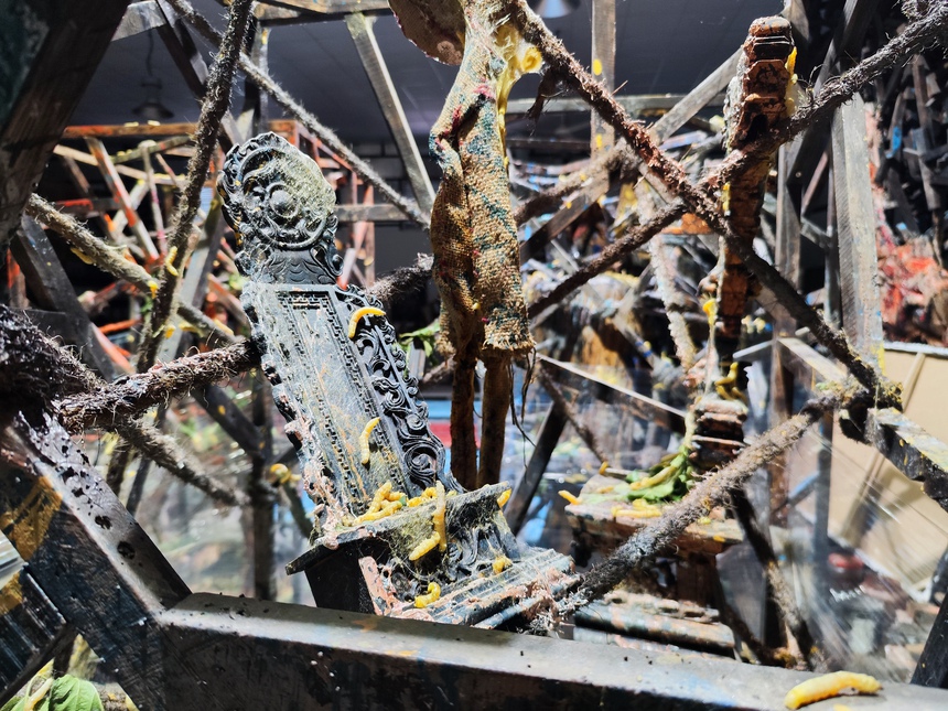 Họa sĩ Lê Hữu Hiếu: Mang nhà cổ Bắc bộ đến 'thế vận hội mỹ thuật' Venice Biennale - Ảnh 4.