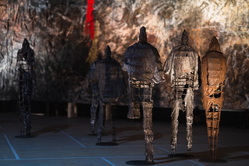 Họa sĩ Lê Hữu Hiếu: Mang nhà cổ Bắc bộ đến 'thế vận hội mỹ thuật' Venice Biennale - Ảnh 18.