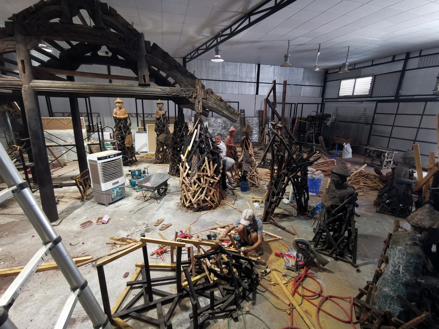 Họa sĩ Lê Hữu Hiếu: Mang nhà cổ Bắc bộ đến 'thế vận hội mỹ thuật' Venice Biennale - Ảnh 3.