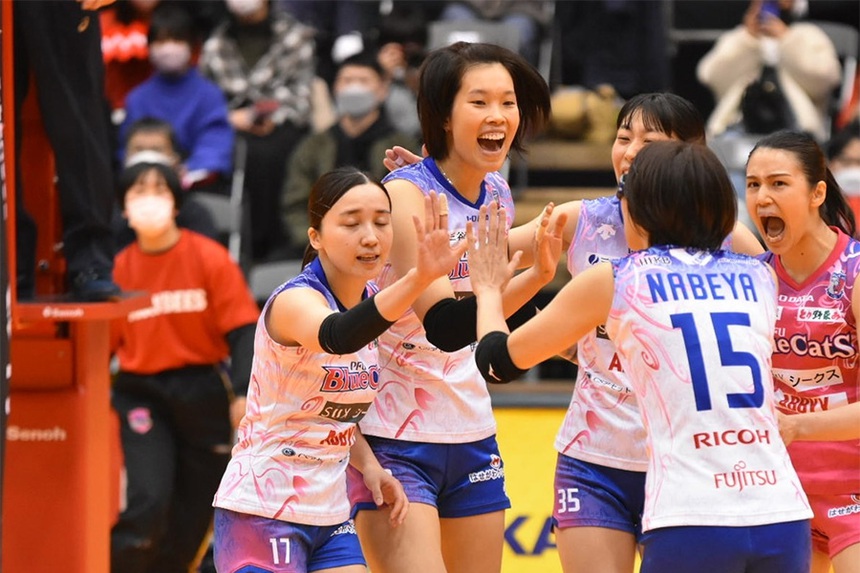 Tin nóng thể thao sáng 4/11: Thanh Thúy đi tìm chiến thắng đầu tiên, MU đón tin dữ về Casemiro  - Ảnh 2.