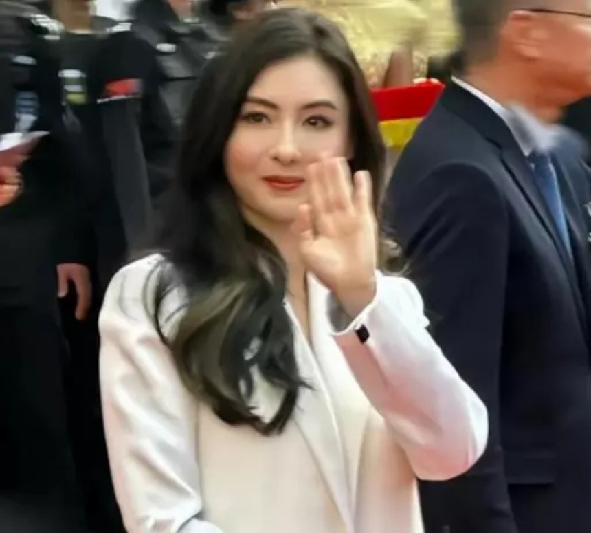 Hình ảnh đầu tiên của Trương Bá Chi sau scandal tình ái: Người đẹp tỏa sáng giữa sóng gió - Ảnh 2.