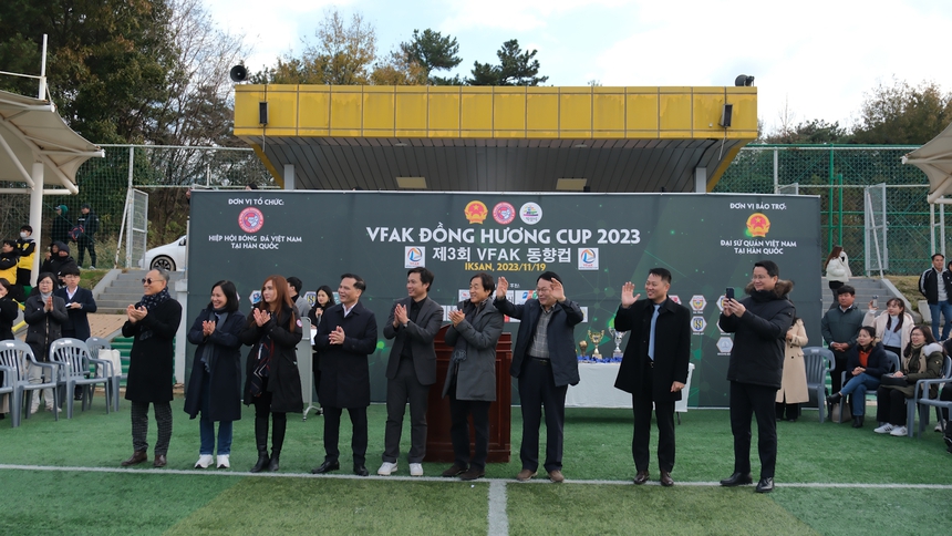 Nghệ An đăng quang vô địch giải VFAK Đồng hương Cup ở Hàn Quốc‏ - Ảnh 3.