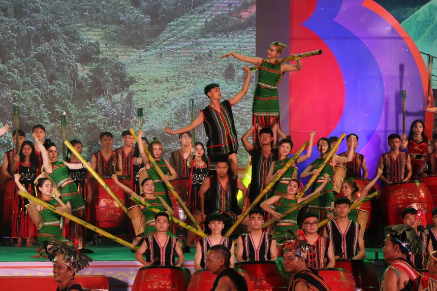 Khai mạc Ngày hội văn hóa, thể thao và du lịch các dân tộc vùng Tây Nguyên lần thứ I, năm 2023 - Ảnh 3.