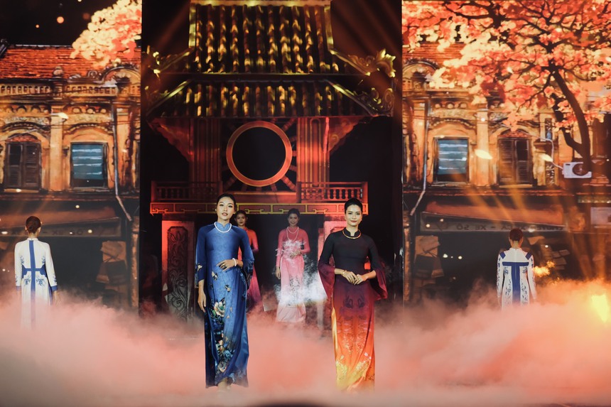 Đạo diễn Phạm Hoàng Giang: Khoác chiếc 'áo mới' cho các lễ hội văn hoá - Ảnh 2.