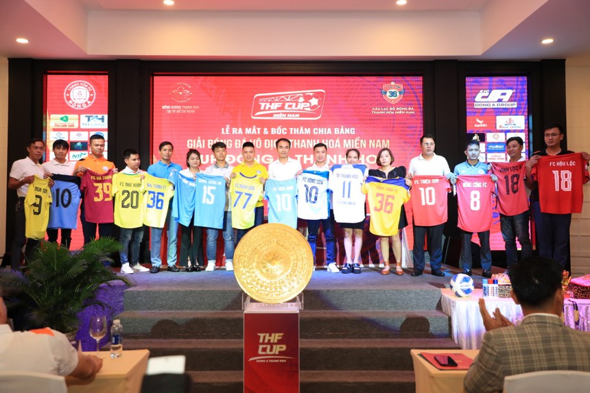 CLB Thanh Hoá truyền lửa cho bóng đá quê hương - Ảnh 1.