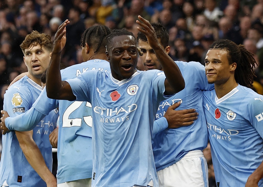 3h00 ngày 8/11, sân Etihad, Man City - Young Boys (lượt đi 3-1): Điệu nhảy của Jeremy Doku - Ảnh 1.