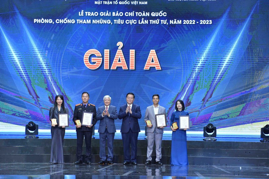 54 tác phẩm xuất sắc đoạt Giải Báo chí toàn quốc phòng, chống tham nhũng, tiêu cực lần thứ tư - Ảnh 2.