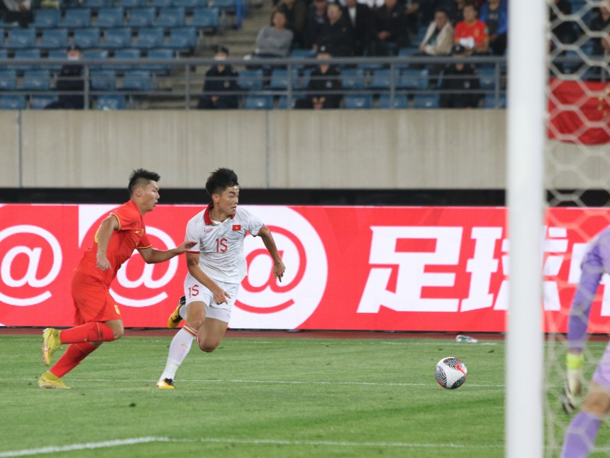 Nhiệm vụ kép - Ảnh 1.