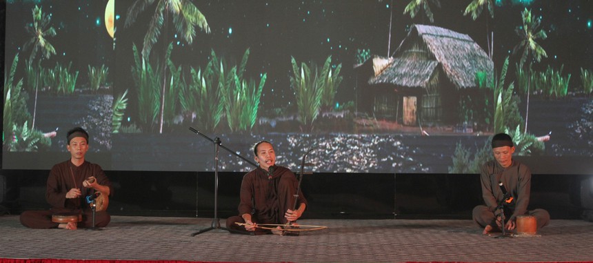 Ninh Bình: Quảng bá nghệ thuật hát xẩm - Ảnh 2.