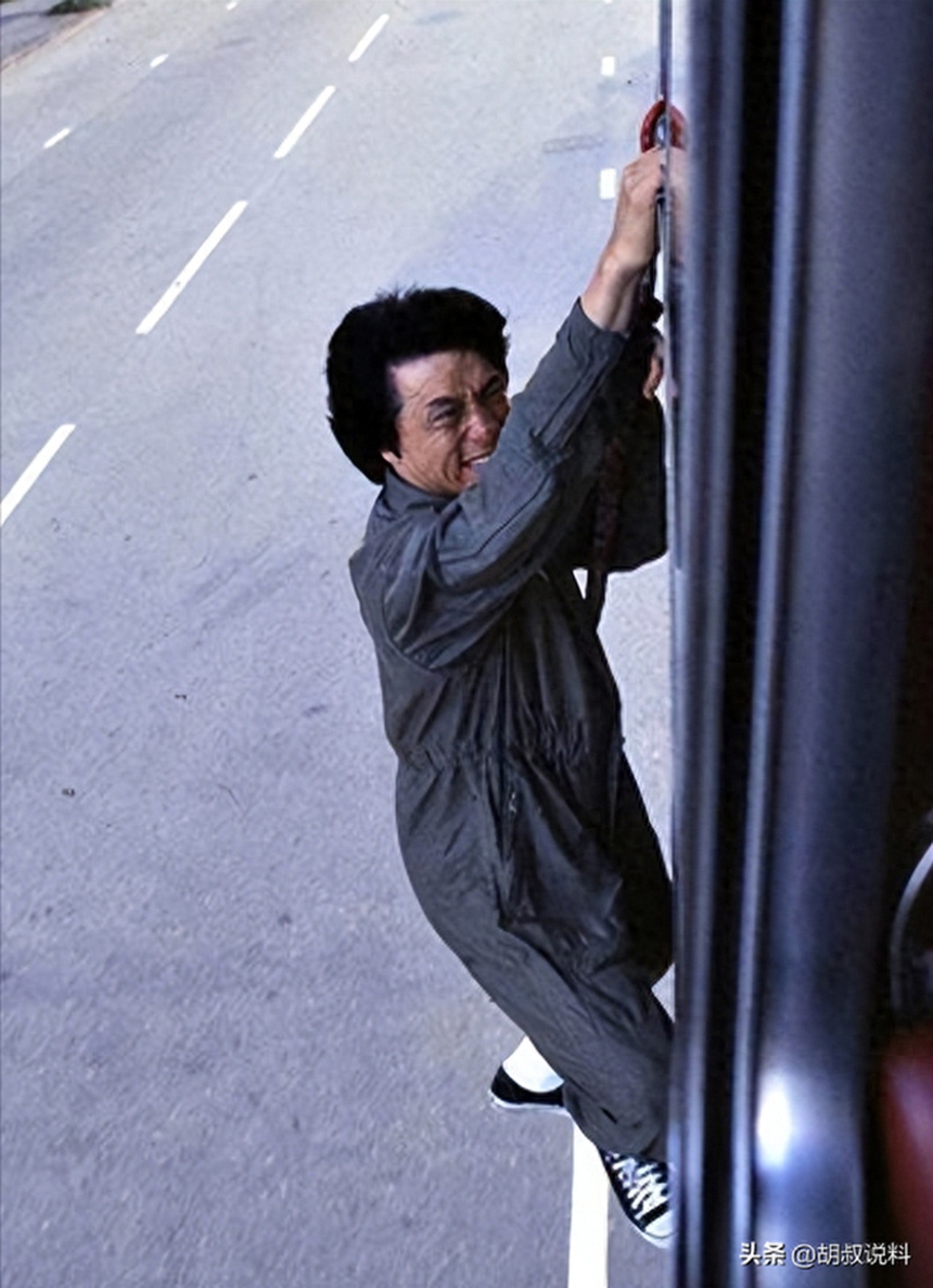 Dàn sao Hoa ngữ 'xả thân' vì vai diễn: Thành Long, Tạ Đình Phong, Triệu Lệ Dĩnh… - Ảnh 2.