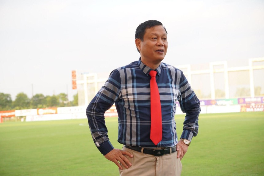 Ông Lê Văn Hiểu (Chủ tịch CLB SHB.Đà Nẵng): "Bóng đá Đà Nẵng chắc chắn sẽ trở lại thời vàng son" - Ảnh 2.