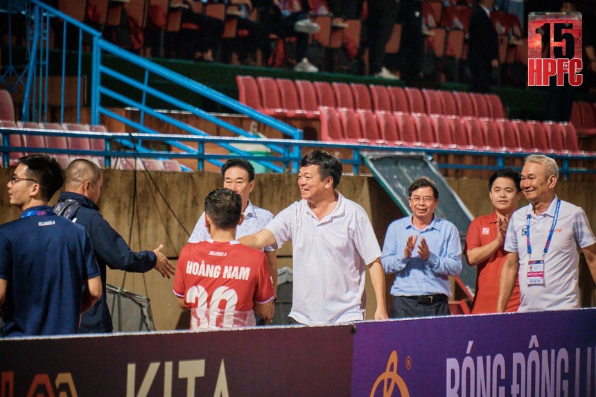 Tin nóng bóng đá Việt sáng 8/11: Hai cầu thủ ĐT Việt Nam tập riêng, AFC đánh giá cao CLB Hà Nội - Ảnh 4.