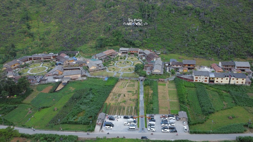 Xem xét thu phí tham quan Công viên Địa chất Cao nguyên đá Đồng Văn - Ảnh 2.