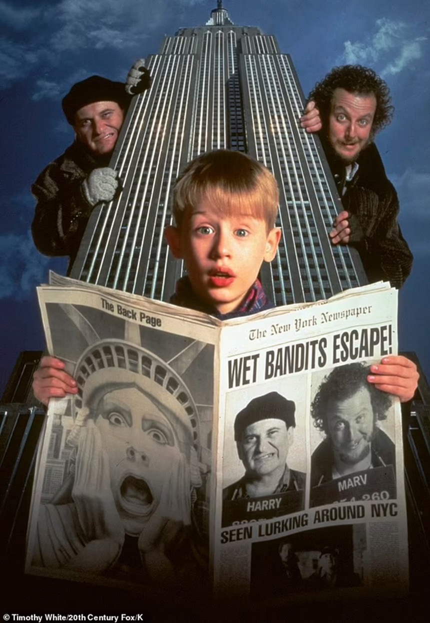 (Bài đăng Chủ nhật) Dàn sao phim 'Ở nhà một mình' ngày ấy và bây giờ - Ảnh 1.