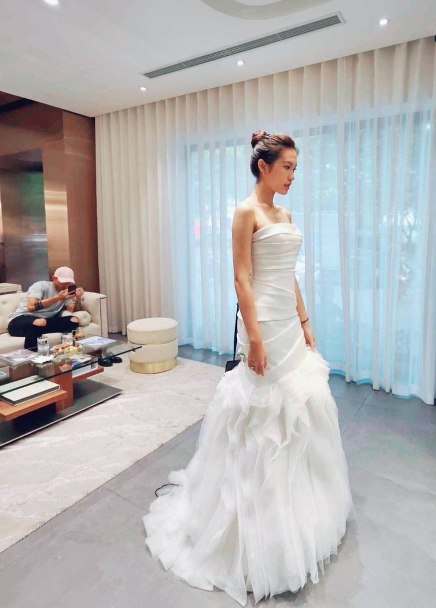 Văn Hậu gây sốt với hành động sau lưng Doãn Hải My, Cộng đồng mạng phải thốt lên một điều - Ảnh 2.