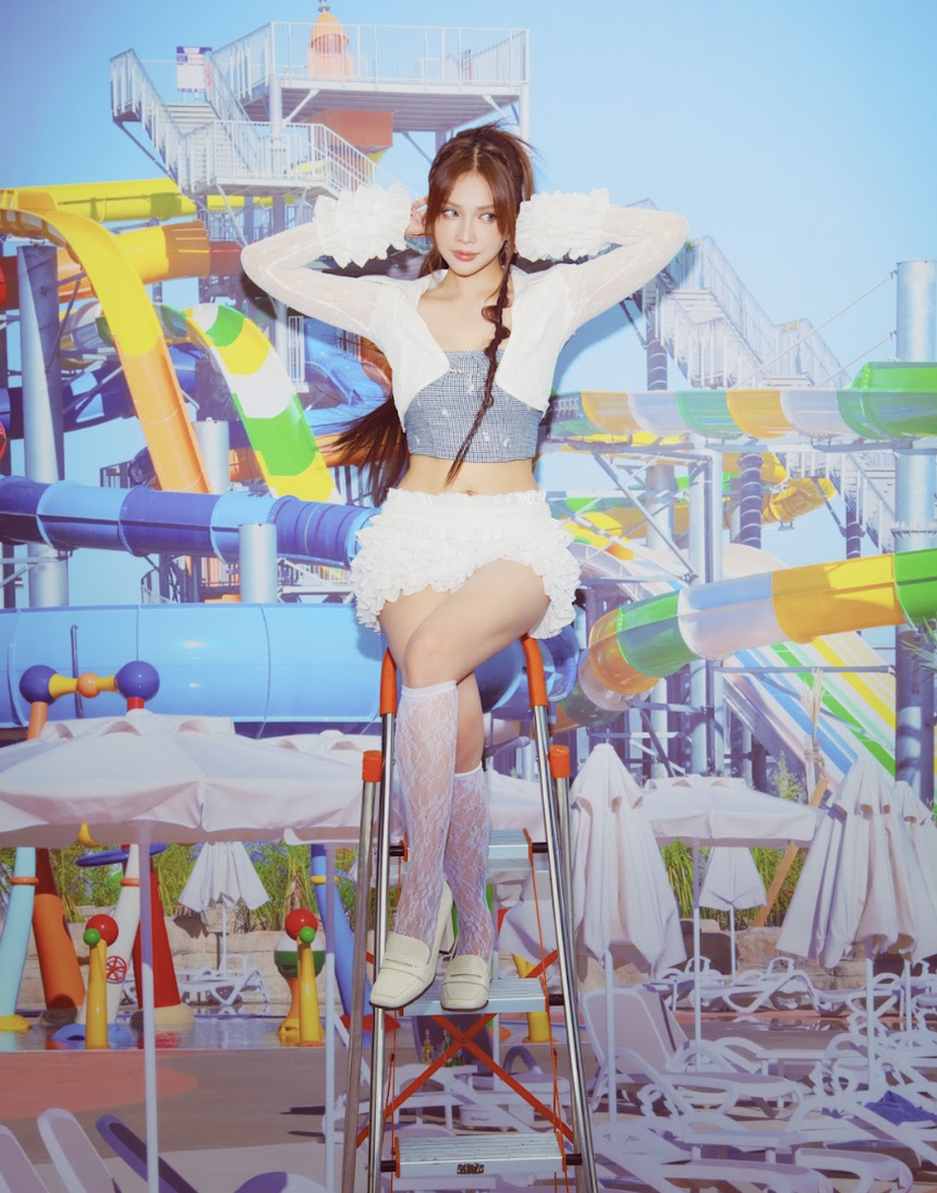 Khả Như gây chú ý trước thềm phim điện ảnh ‘Trên bàn nhậu dưới bàn mưu’  - Ảnh 2.