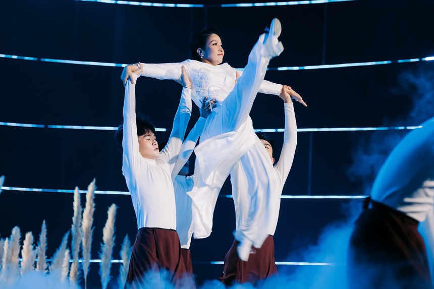 ‘Chị đẹp đạp gió rẽ sóng’ tập 7: Kết quả gây tranh cãi, 1 Chị đẹp phải ra về gây tiếc nuối - Ảnh 2.