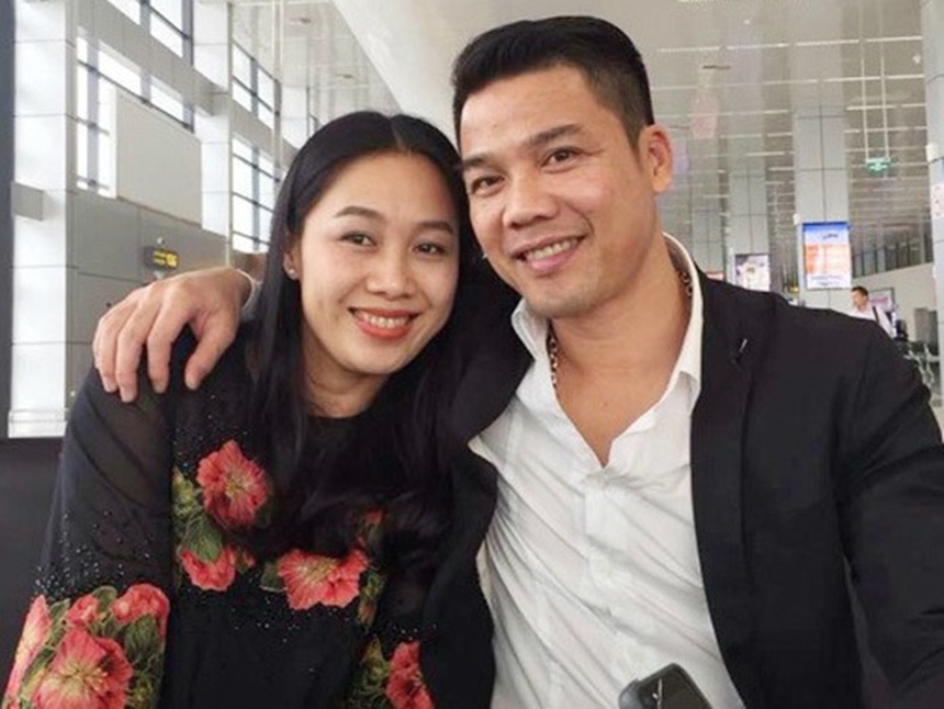 Hoa khôi bóng chuyền đẹp nhất nhì Việt Nam vượt qua… 19 ‘đối thủ’, nên duyên vợ chồng với danh thủ bóng đá  - Ảnh 4.