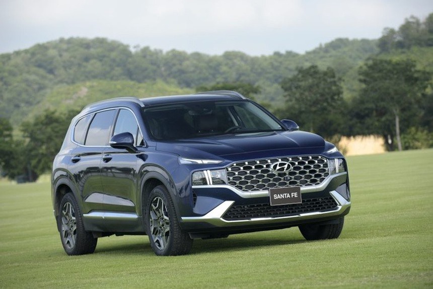 Tin xe hôm nay 12/12: 6 xe mới đồng loạt chốt ra mắt Việt Nam tháng 12, SUV cùng phân khúc Kia Sportage giảm giá mạnh - Ảnh 2. Tin xe hôm nay 12/12: 6 xe mới đồng loạt chốt ra mắt Việt Nam tháng 12, SUV cùng phân khúc Kia Sportage giảm giá mạnh - Ảnh 2.