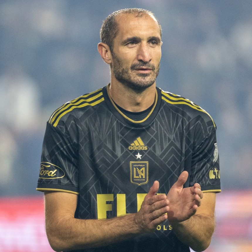 Tin chuyển nhượng 13/12: MU bán 5 cầu thủ nhưng chỉ mua 1, danh tính mục tiêu gây bất ngờ - Ảnh 6.