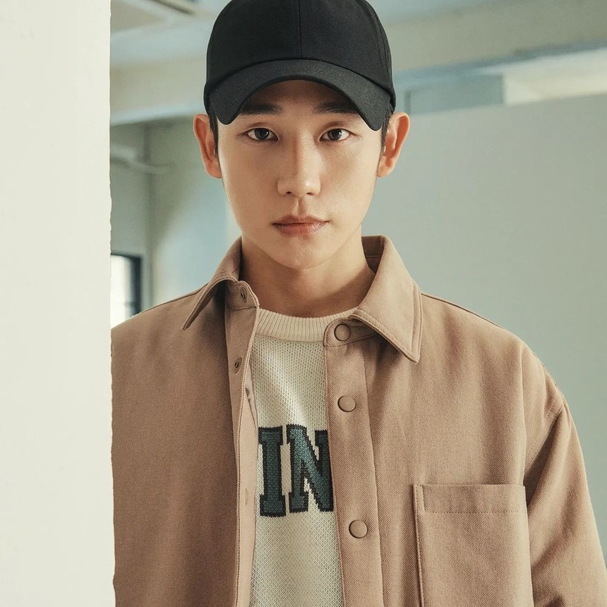 Jung Hae In có động thái gây bất ngờ sau khi dính tin đồn thất thiệt - Ảnh 2.