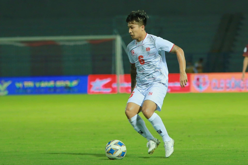 Tin nóng bóng đá Việt 15/12: Xuân Trường được khen ngợi, CLB Bình Định muốn VFF phạt Rimario - Ảnh 6.