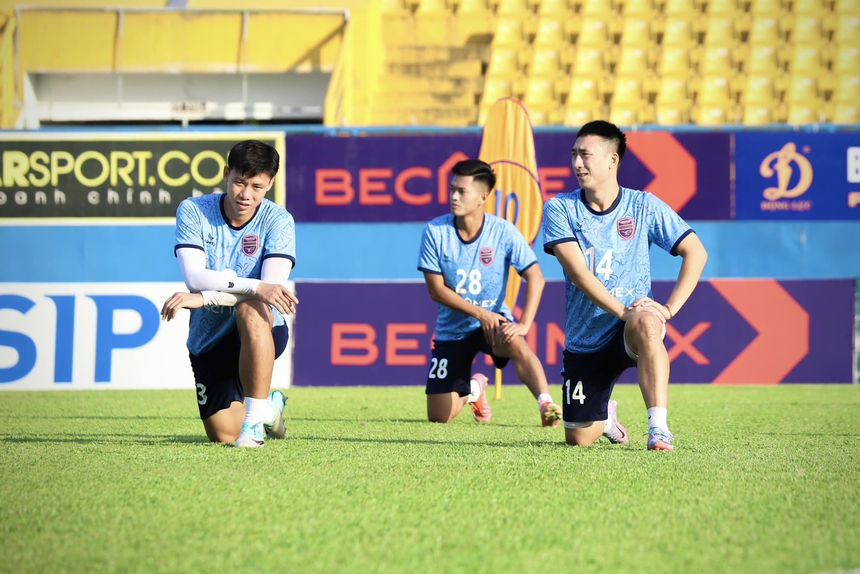 Tin nóng bóng đá Việt 16/12: Filip Nguyễn tự tin giao tiếp bằng tiếng Việt, Quế Ngọc Hải gặp chấn thương - Ảnh 3.