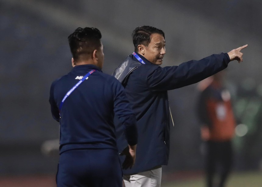 Rafaelson phá sâu kỷ lục ghi bàn, Nam Định vẫn gây thất vọng - Ảnh 2. Rafaelson phá sâu kỷ lục ghi bàn, Nam Định vẫn gây thất vọng - Ảnh 2.