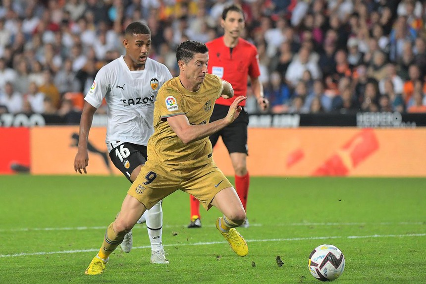 Nhận định bóng đá hôm nay 16/12: Valencia vs Barcelona, Burnley vs Everton - Ảnh 7. Nhận định bóng đá hôm nay 16/12: Valencia vs Barcelona, Burnley vs Everton - Ảnh 7.