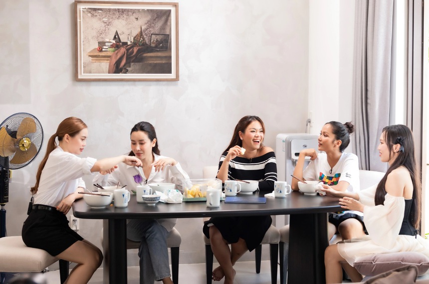 Chị đẹp đạp gió rẽ sóng tập 8: Team Hương Ly thắng thử thách, hé lộ thứ tự diễn trong Công diễn 3 - Ảnh 3.