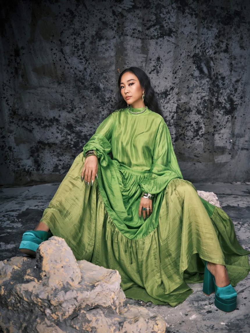 Đoan Trang cá tính trong loạt thiết kế mới của NTK Đức Hùng - Ảnh 9.