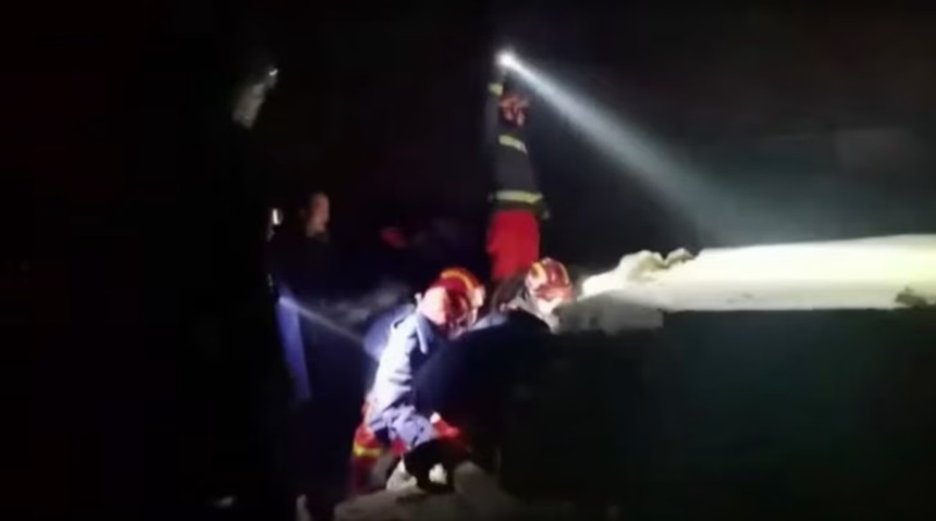 Động đất tại Trung Quốc: Số nạn nhân tăng lên hơn 100 người - Ảnh 1.