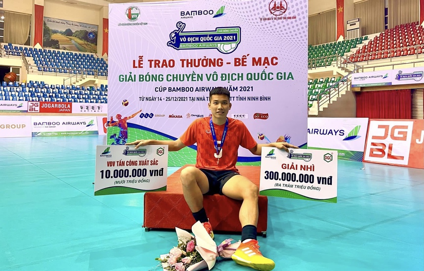 Đối chuyền Quốc Duy tiếp tục khoác áo Thể Công Tân Cảng	 - Ảnh 1.