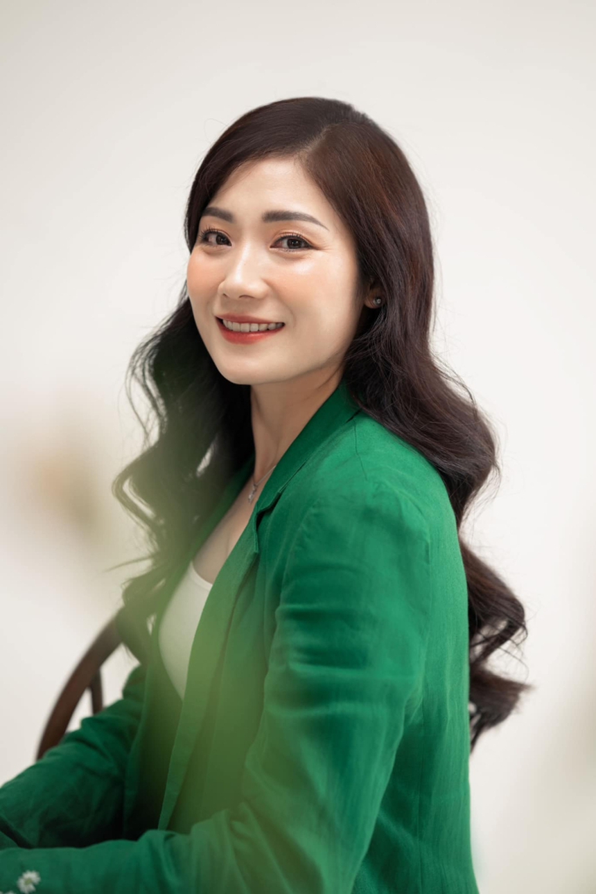 Hoa khôi bóng chuyền Phạm Thị Yến xứng đáng 'thần tượng quốc dân' U40, nhiều người tò mò vì vẫn 'độc thân vui vẻ' - Ảnh 5. Hoa khôi bóng chuyền Phạm Thị Yến xứng đáng 'thần tượng quốc dân' U40, nhiều người tò mò vì vẫn 'độc thân vui vẻ' - Ảnh 5.