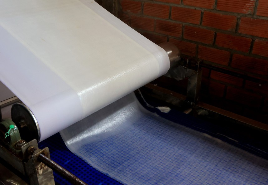 Bánh tráng phơi sương Trảng Bàng - đặc sản nổi tiếng đất Tây Ninh - Ảnh 4. Bánh tráng phơi sương Trảng Bàng - đặc sản nổi tiếng đất Tây Ninh - Ảnh 4.