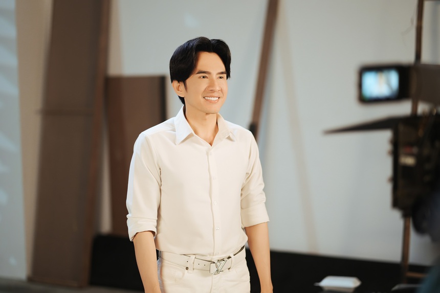 Đan Trường bất ngờ xuất hiện trong trailer phim Tết 'Gặp lại chị bầu' khiến khán giả háo hức đón chờ - Ảnh 5.