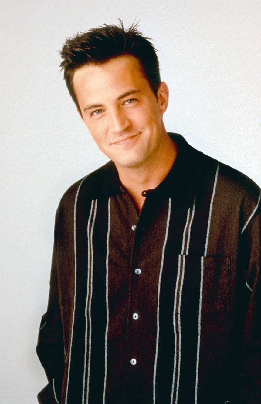 Hé lộ nguyên nhân ngôi sao 'Friends' Matthew Perry ra đi đột ngột qua khám nghiệm tử thi - Ảnh 4.