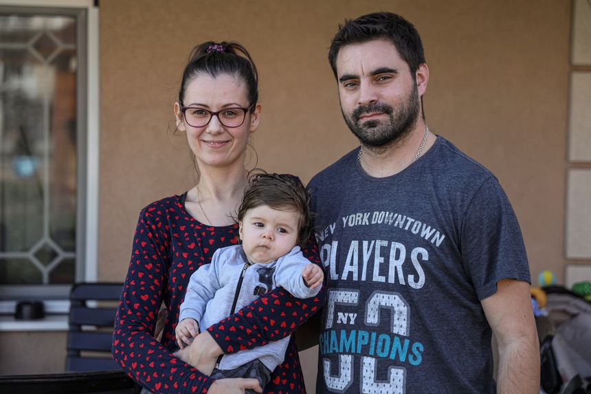 Câu chuyện cảm động đằng sau chiếc băng đội trưởng bị Ronaldo giận dữ ném đi - Ảnh 3.