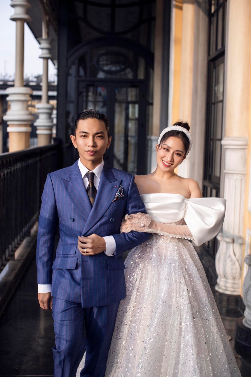 Khánh Khi khoe nhan sắc ngọt ngào trong bộ ảnh Noel bên gia đình - Ảnh 8. Khánh Khi khoe nhan sắc ngọt ngào trong bộ ảnh Noel bên gia đình - Ảnh 8.