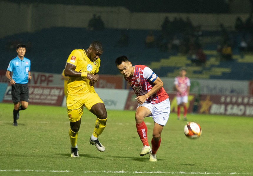 Nhận định bóng đá TPHCM vs SLNA (19h15, 22/12), V-League vòng 7  - Ảnh 2.