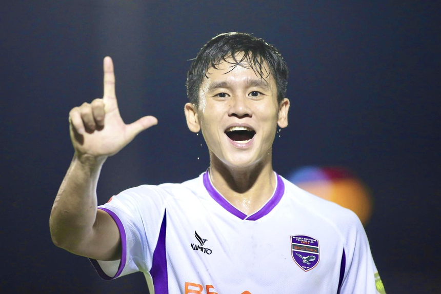 Học trò HLV Troussier đưa B.Bình Dương lên đỉnh V-League - Ảnh 2.