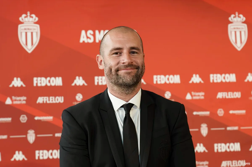 Chính thức: Người giàu nhất nước Anh mua 25% cổ phần MU, ‘Quỷ đỏ’ sắp có thay đổi mạnh mẽ - Ảnh 3.