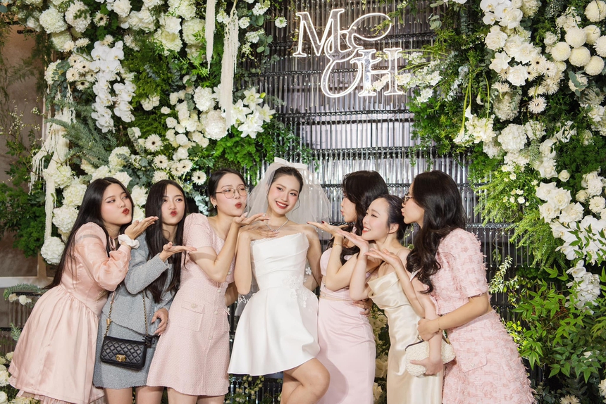 Những đám cưới xa hoa trong năm 2023 của dàn sao Việt  - Ảnh 16.